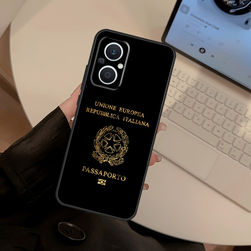 Custodia con bandiera italiana - Oppo Reno 12 recensione e prezzo